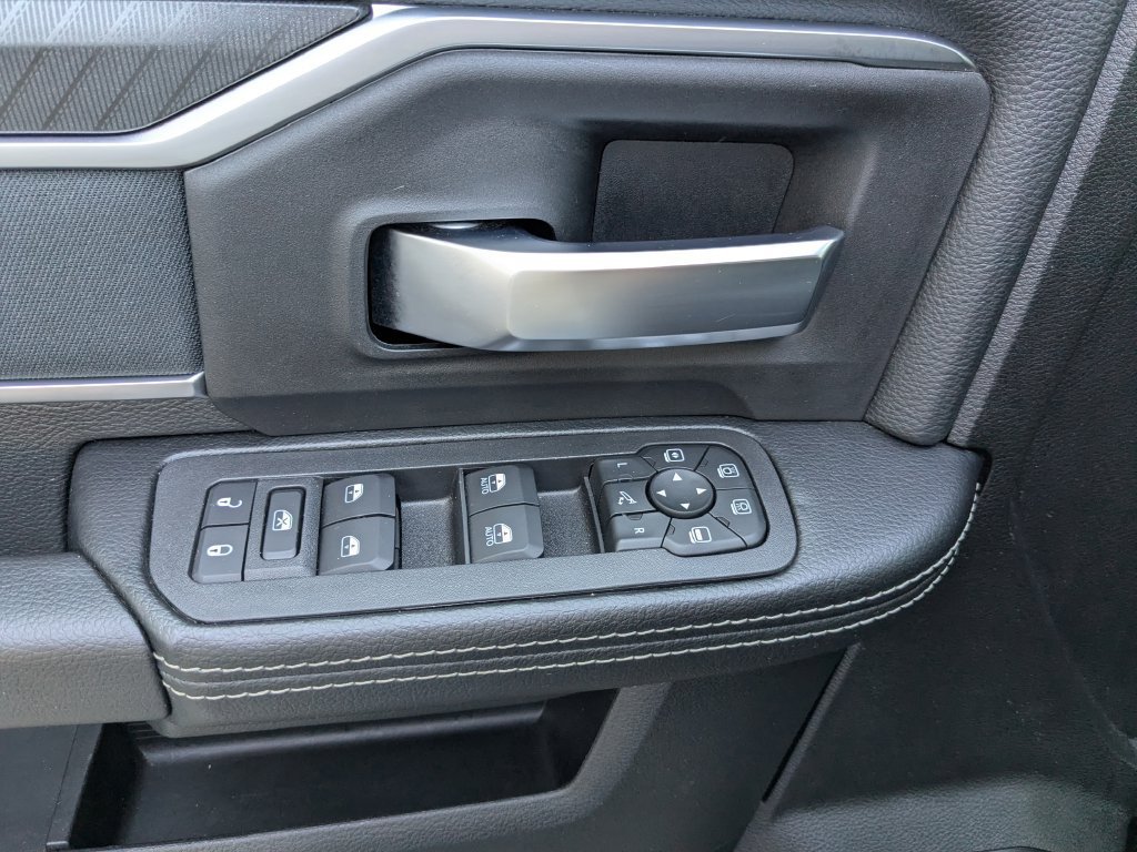 Used 2026 RAM 2500 Big Horn AWD/4WD image 25