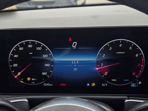 New 2026 Mercedes-Benz GLB 250 4MATIC image 39