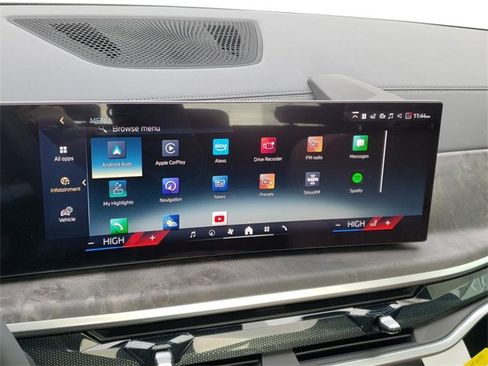 New 2026 BMW X5 xDrive50e w/ M Sport Package image 25