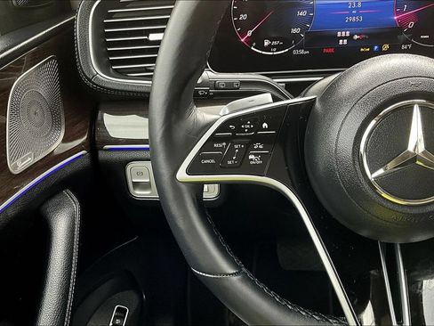 Used 2024 Mercedes-Benz GLS 450 4MATIC image 26