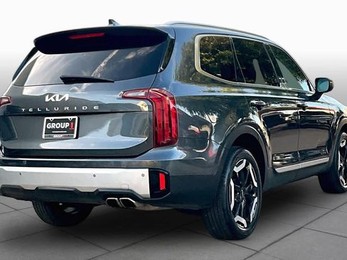Used 2024 Kia Telluride S FWD image 13