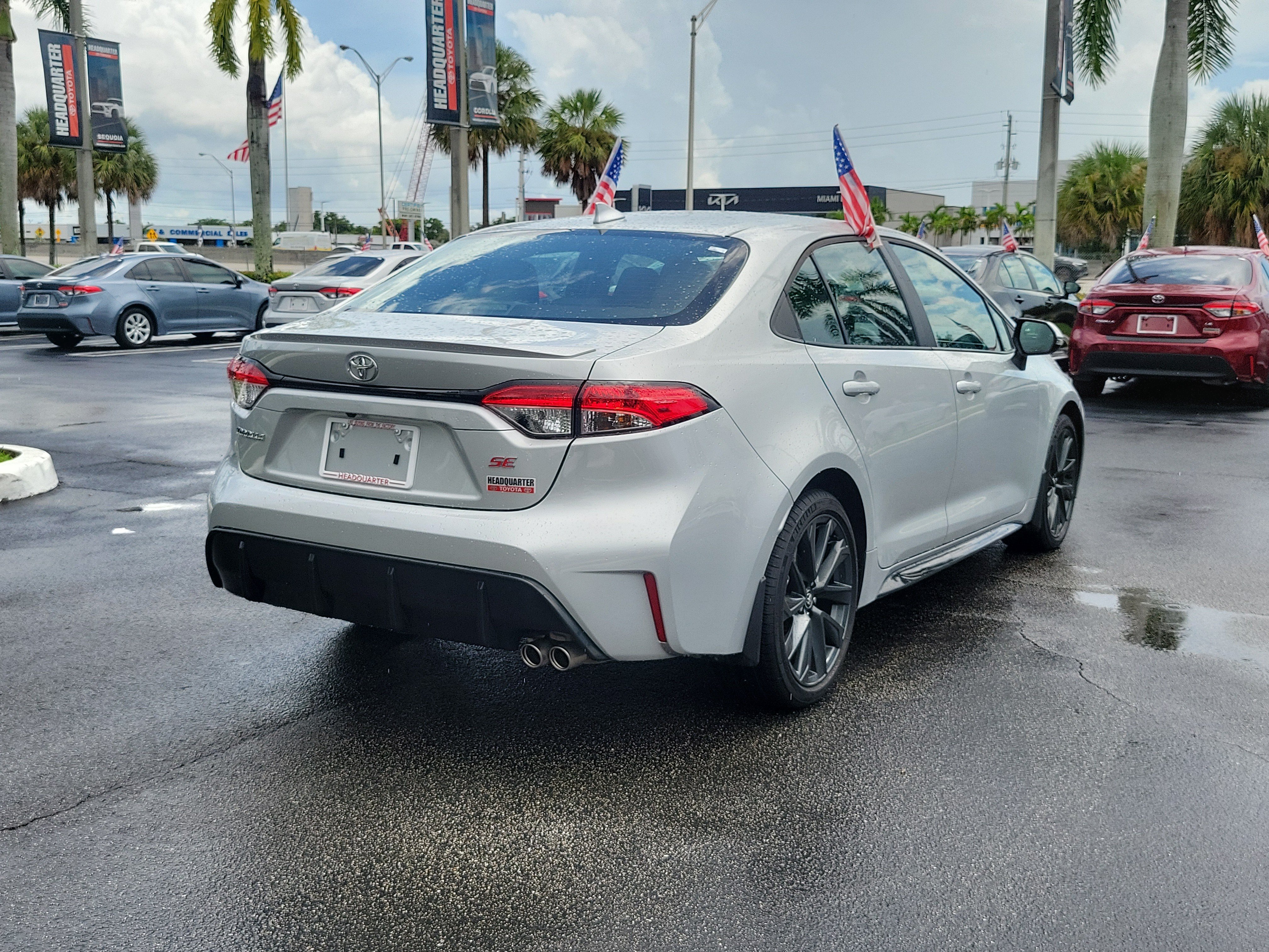 Used 2025 Toyota Corolla SE FWD image 11