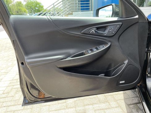 Used 2022 Chevrolet Malibu Premier FWD image 14
