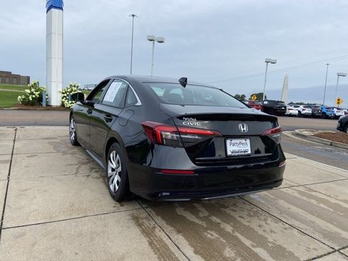 Used 2025 Honda Civic LX image 9
