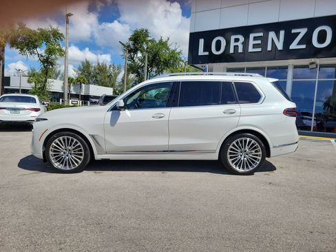 Used 2024 BMW X7 xDrive40i AWD/4WD image 8