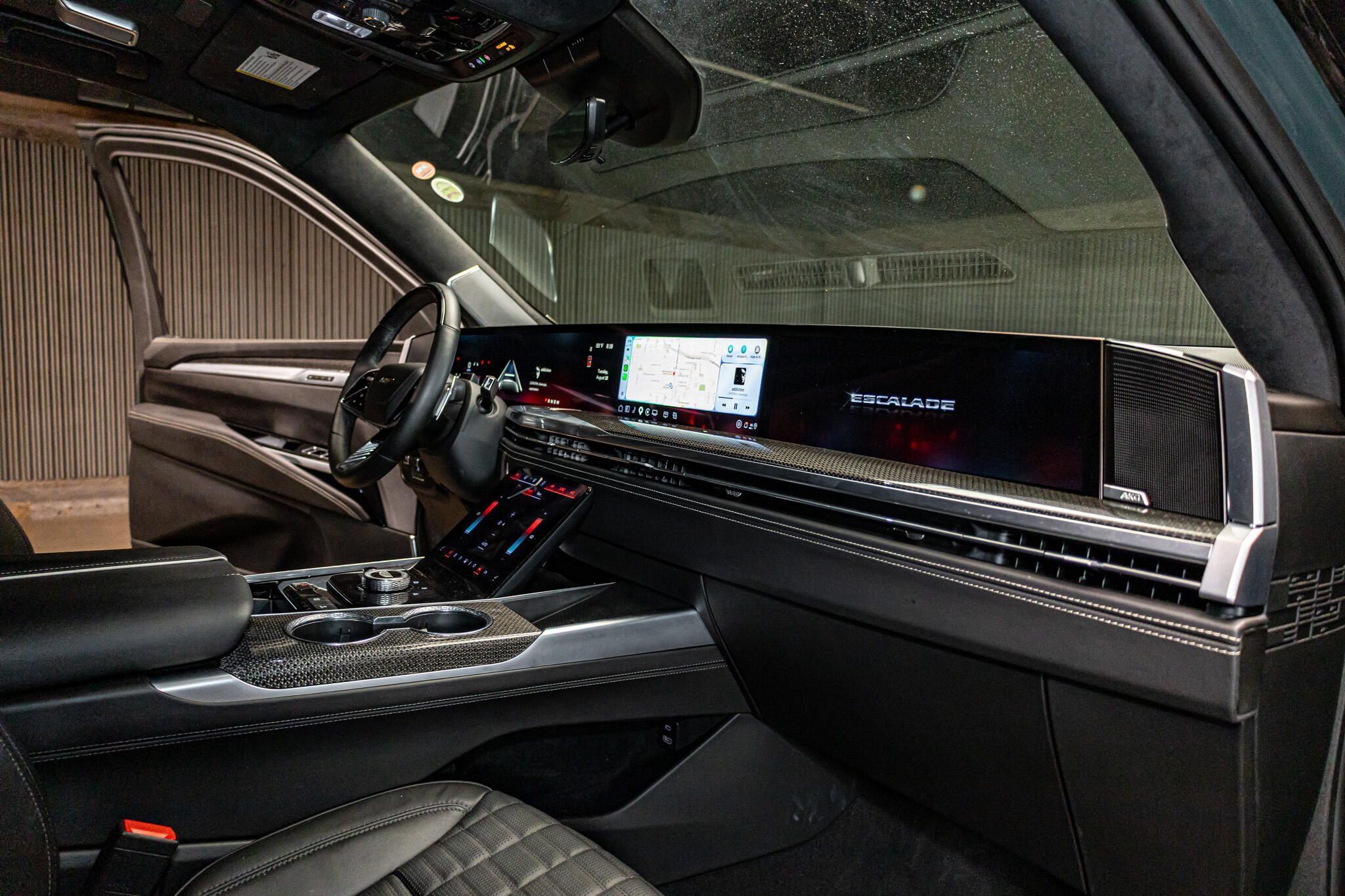 Used 2026 Cadillac Escalade V AWD/4WD image 16