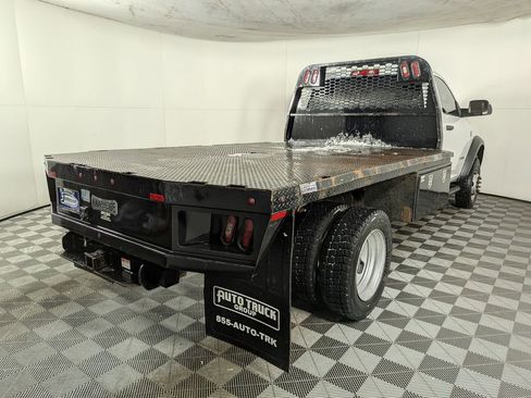 Used 2020 RAM 5500 Tradesman image 7