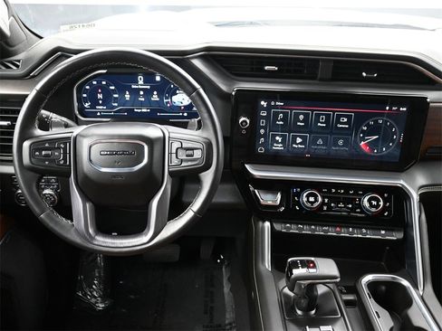 Used 2023 GMC Sierra 1500 Denali Ultimate image 7