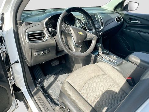 Used 2020 Chevrolet Equinox LT FWD image 7