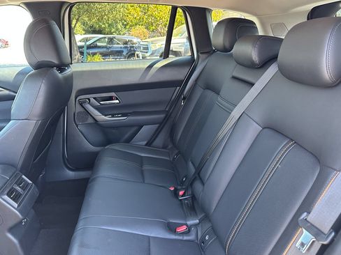 Used 2025 MAZDA CX-50 AWD 2.5 S w/ Premium Plus Pkg image 14