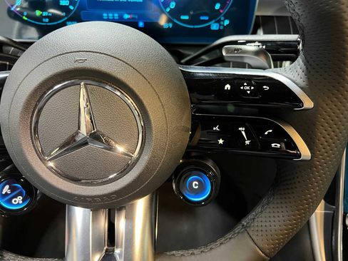 New 2026 Mercedes-Benz C 43 AMG 4MATIC Sedan image 27