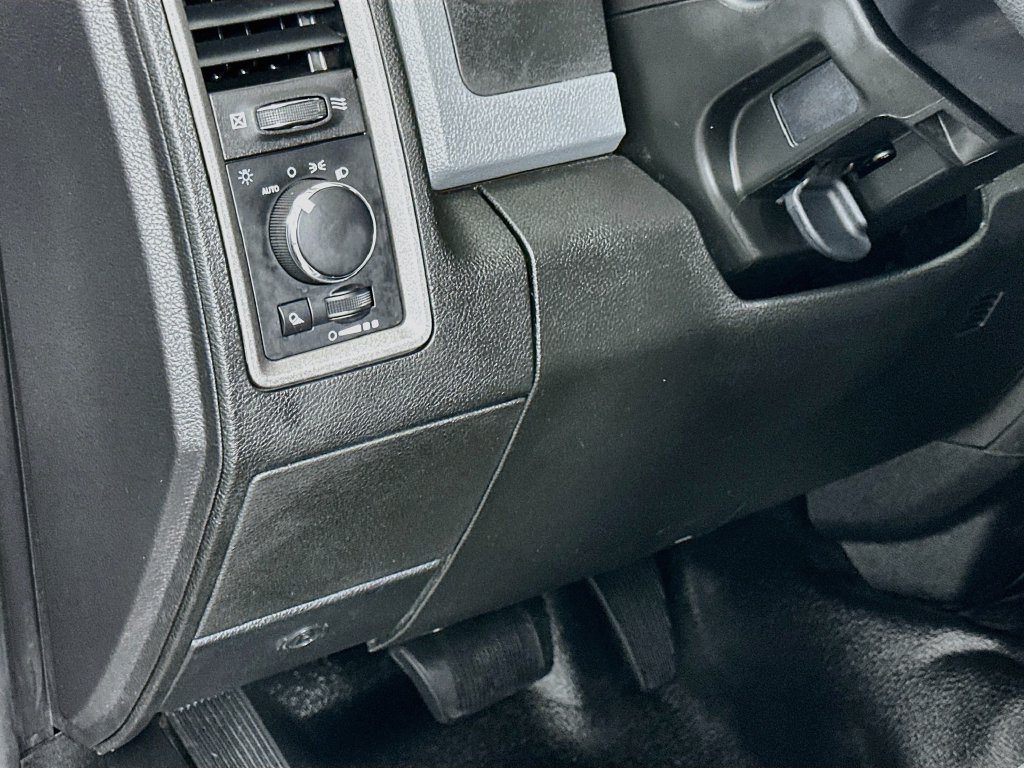 Used 2019 RAM 1500 Tradesman RWD image 10