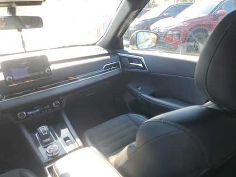 Used 2022 Mitsubishi Outlander SE image 26
