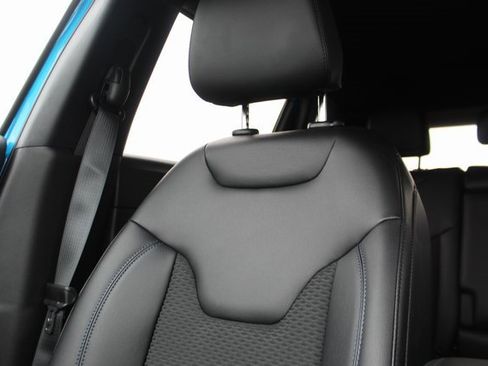 New 2026 Jeep Compass Latitude image 25