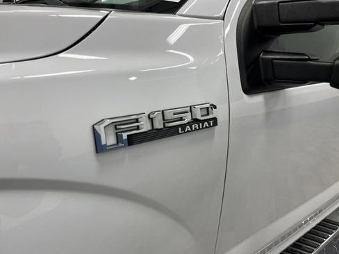 Used 2018 Ford F150 Lariat image 36