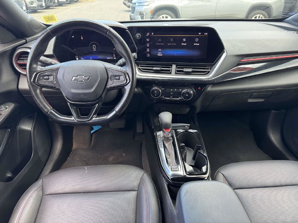 Used 2024 Chevrolet Trax RS w/ Driver Confidence Package FWD image 15