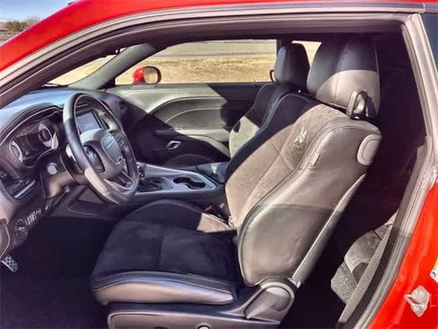 Used 2022 Dodge Challenger R/T Scat Pack image 11
