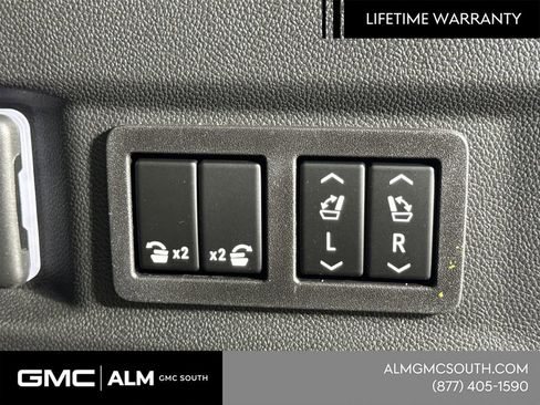 New 2026 GMC Yukon Denali w/ Sun & Power Step Package AWD/4WD image 21