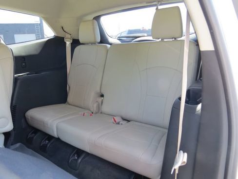 Used 2020 Buick Enclave Essence w/ Sound and Sites Package FWD image 12