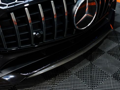 Used 2018 Mercedes-Benz AMG GT R image 8