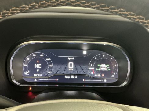 Used 2022 GMC Yukon AT4 image 25