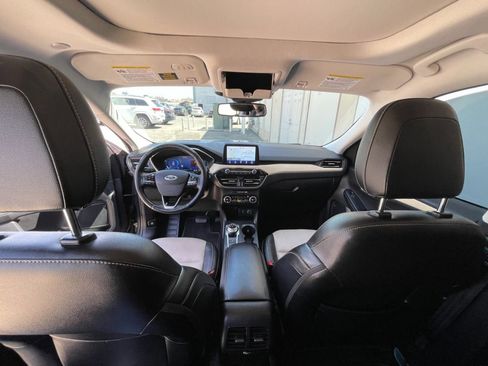 Used 2021 Ford Escape Titanium w/ Titanium Elite Package AWD/4WD image 12
