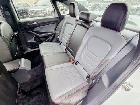 Used 2025 Volkswagen Jetta GLI Autobahn image 26