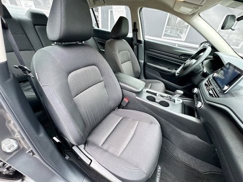 Certified 2025 Nissan Altima 2.5 S image 22