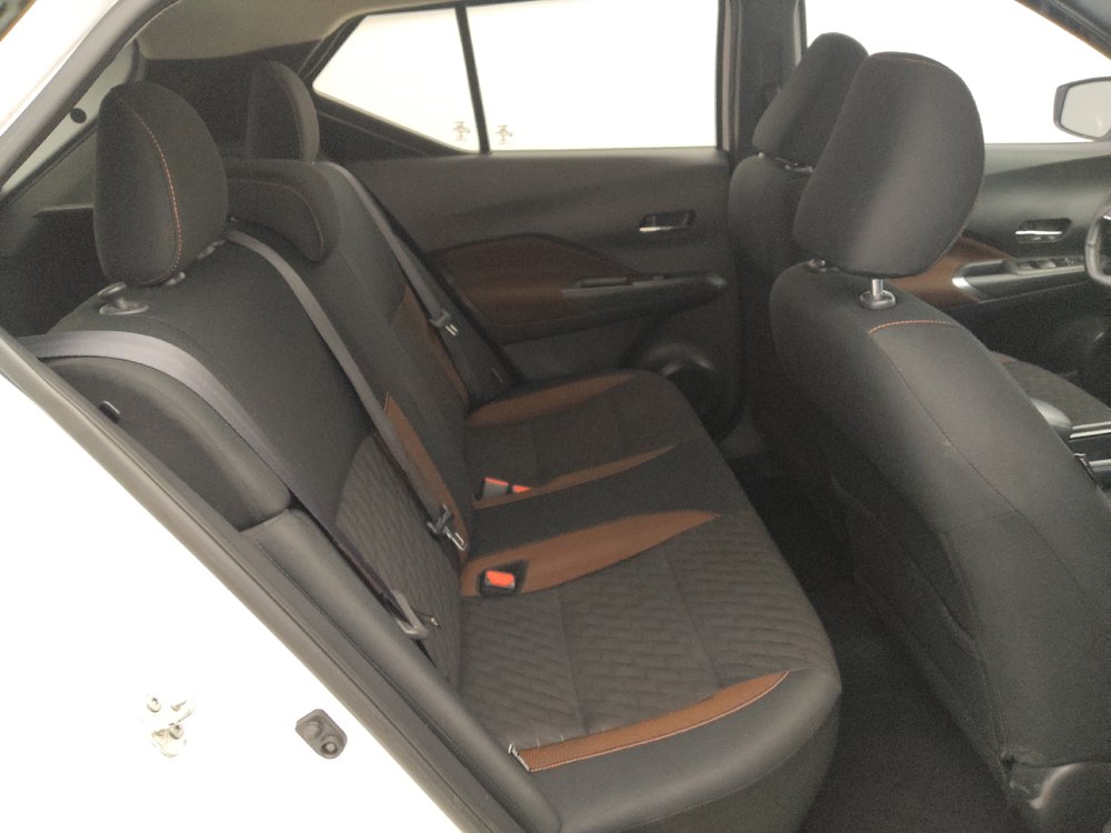 Used 2021 Nissan Kicks SR FWD image 19