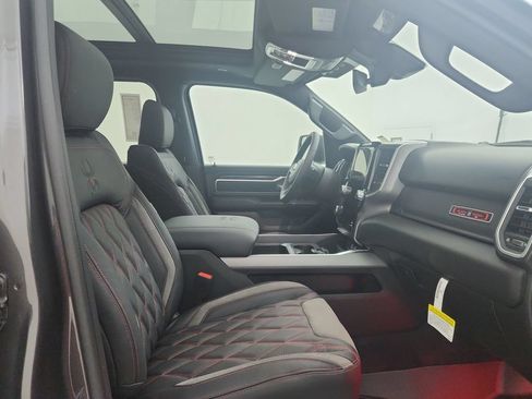 New 2026 RAM 1500 Big Horn AWD/4WD image 32