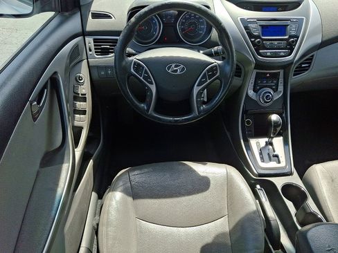 Used 2013 Hyundai Elantra Limited FWD image 11