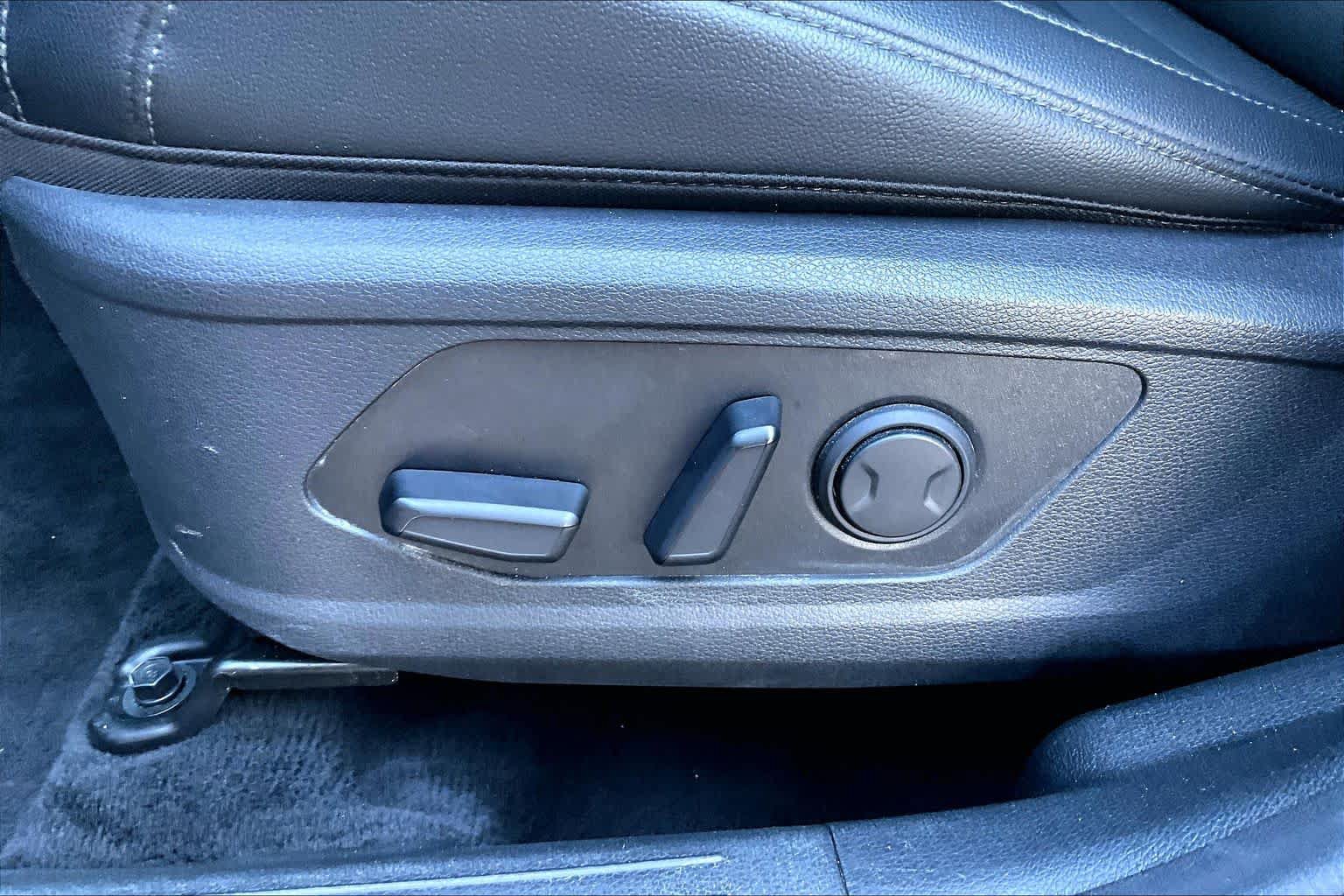 Used 2023 Kia Sportage SX FWD image 32