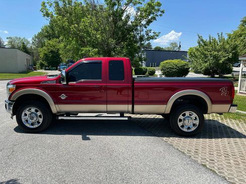 Used 2014 Ford F350 Lariat w/ Chrome Package AWD/4WD image 8