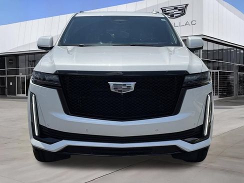 Certified 2024 Cadillac Escalade Sport w/ LPO, ONYX Package AWD/4WD image 4