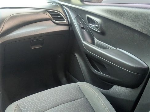 Used 2020 Chevrolet Trax LS w/ Tint and Cruise Package image 35