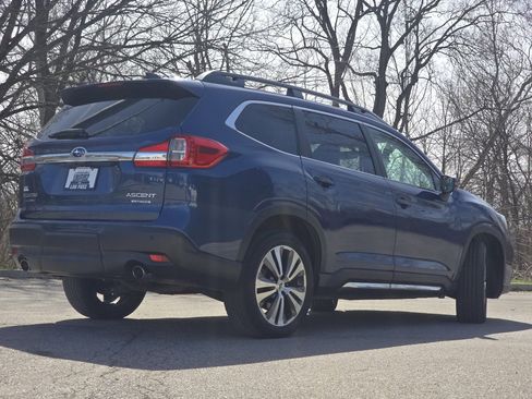 Used 2022 Subaru Ascent Limited w/ Technology Package image 18