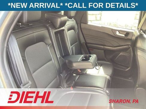 Certified 2024 Ford Escape Platinum AWD/4WD image 15