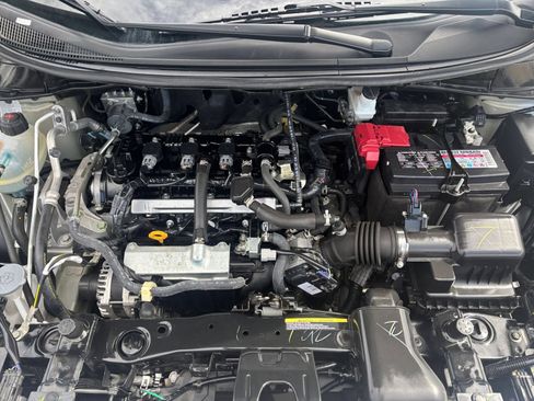 Used 2025 Nissan Versa SV FWD image 30