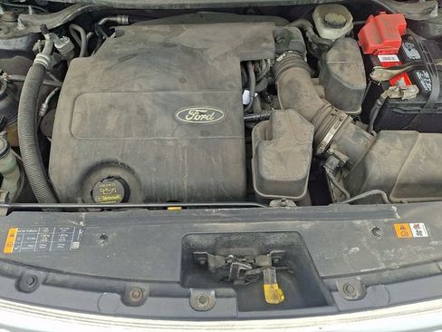 Used 2014 Ford Explorer XLT w/ Equipment Group 201A FWD image 27