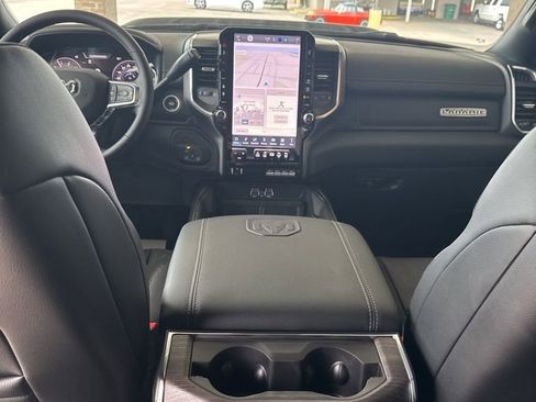 New 2026 RAM 3500 Laramie AWD/4WD image 30