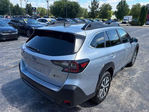 Used 2024 Subaru Outback Premium AWD/4WD image 7