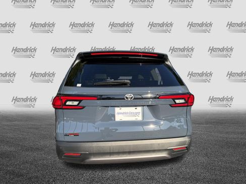 Used 2026 Toyota Grand Highlander FWD image 8