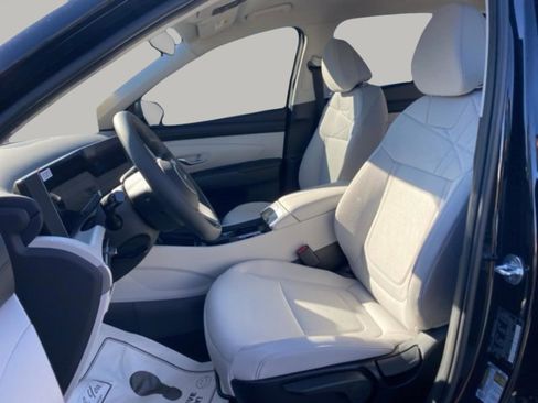 New 2026 Hyundai Tucson SE image 13