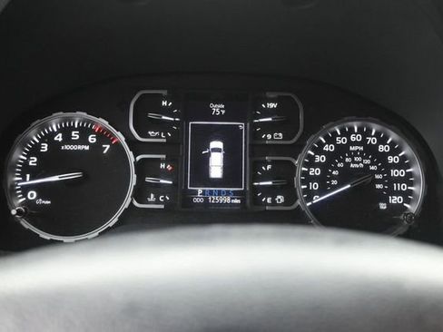 Used 2019 Toyota Tundra SR5 w/ SR5 Upgrade Package RWD image 13