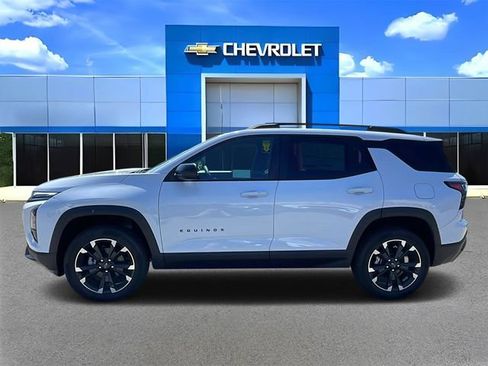New 2026 Chevrolet Equinox RS w/ LPO, Floor Liner Package FWD image 6