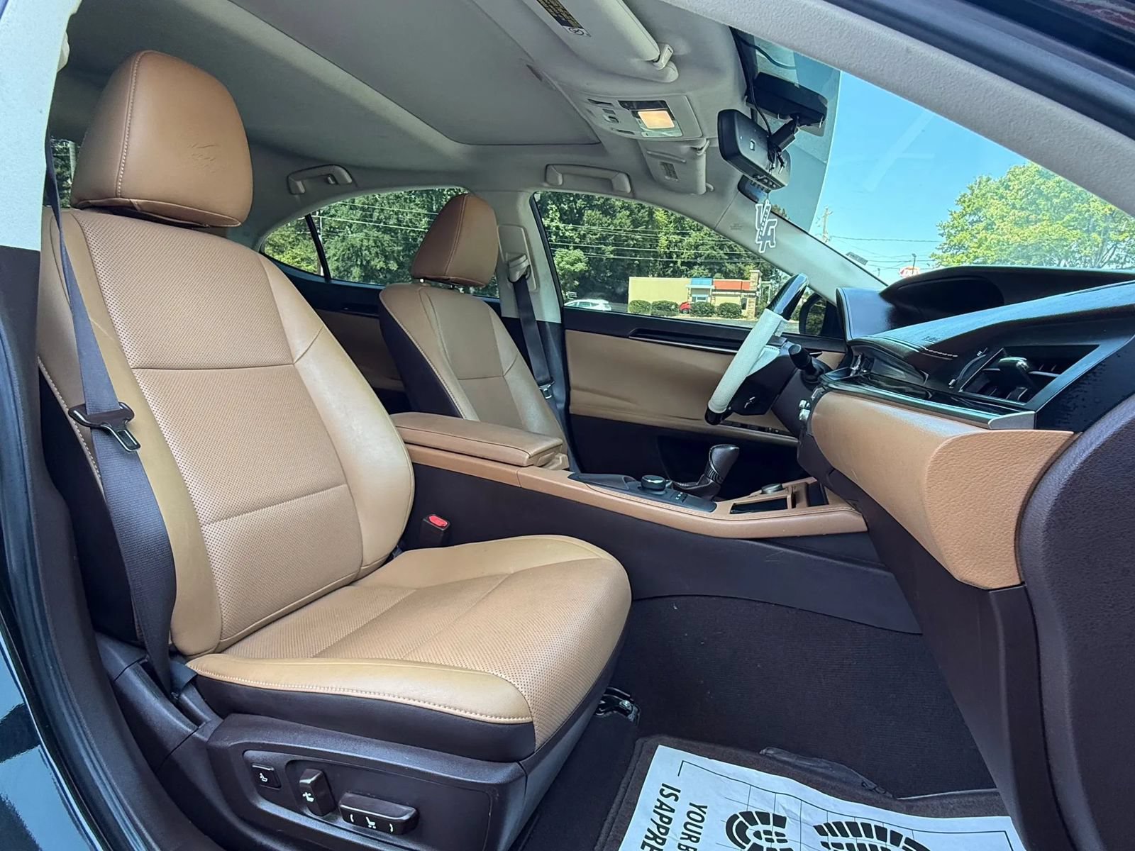 Used 2016 Lexus ES 350 FWD image 11