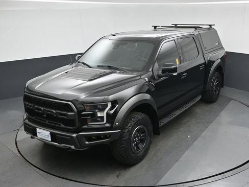 Used 2018 Ford F150 Raptor w/ Equipment Group 802A Luxury image 74