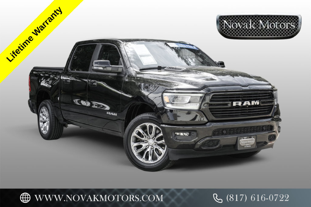 Used 2023 RAM 1500 Laramie AWD/4WD image 1