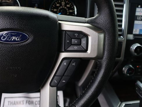 Used 2016 Ford F150 Platinum w/ Equipment Group 701A Luxury AWD/4WD image 36