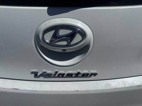 Used 2016 Hyundai Veloster Turbo w/ Option Group 04 FWD image 31